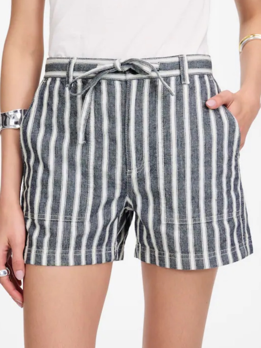Madewell Pull-On Drawstring Shorts in a striped linen-cotton blend